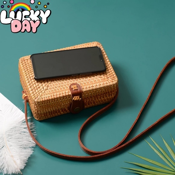 NEW HANDMADE Rattan Straw Shoulder Crossbody Purse - Picture 2 of 7